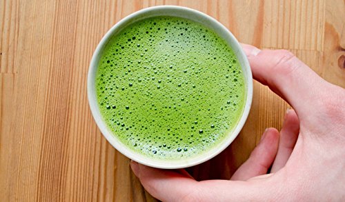 Matcha Grüner Tee Pulver aus Japan - 100g im Zip-Beutel - Für Grüntee Latte, Smoothies, Backen. Vegan. - 0,14/Portion