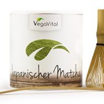 VegaVital Matcha Tee 100 Prozent Bio im Set mit Orginal Matcha Besen und Löffel, 1er Pack (1 x 100 g)