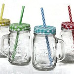 4er Set Vintage Henkel Trinkglas mit Deckel und Trinkhalm - Der Sommertrend