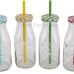 Vintage Set von 4 Glas Milch Milchshake Smoothie Flaschen mit Gingham Deckel & Strohhalme